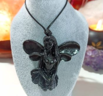 Ciondolo Fata in Orgonite con 2 Ali di Magnetite - 15 gr.