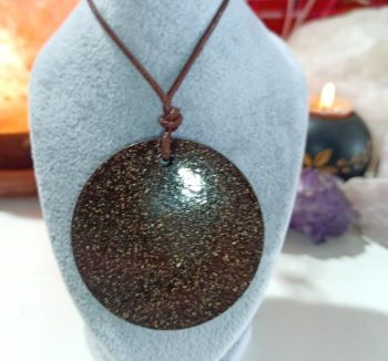 Orgonite pendente Cerchio Super Grande CON PICCOLO SPUNTO DI FERRO 45 gr.