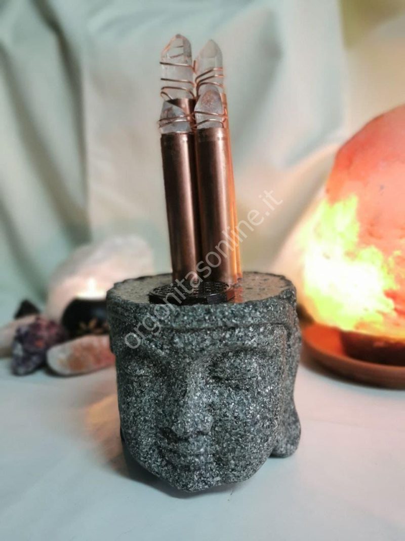 Piccolo buddha Cloudbuster fuori
